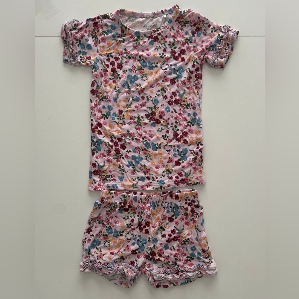Posh Peanut 2-piece pajama set size 2T